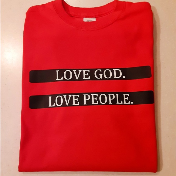 “LOVE GOD. LOVE PEOPLE “ BRAND NEW TEE - Picture 1 of 3